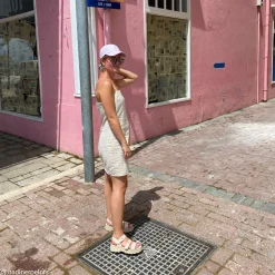 Beige Leren Plateau Sandalen Met Gespen^Sacha Fashion