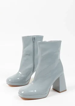 Lichtblauwe Enkellaarsjes Met Lak Look^Sacha Cheap