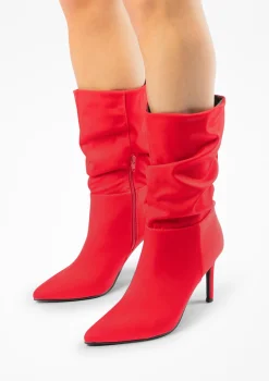 Rode Afzaklaarsjes Met Naaldhak^Sacha Best