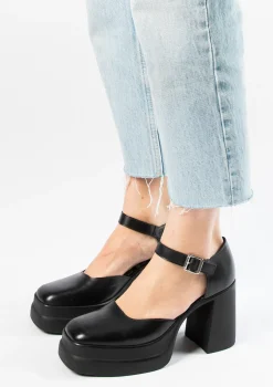 Zwarte Gesloten Pumps Met Plateauzool^Sacha Cheap
