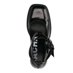 Zwarte Lakfinish Gesloten Pumps Met Plateauhak^Sacha Fashion