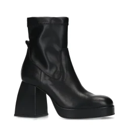 Zwarte Leren Enkellaarsjes Met Hak^Sacha Store