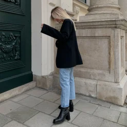 Zwarte Leren Enkellaarsjes Met Blokhak^Sacha Shop