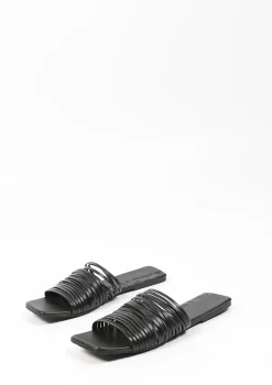 Zwarte Leren Slippers Met Bandjes^Sacha New