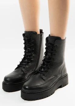 Zwarte Leren Veterlaarzen^Sacha Cheap