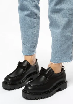 Zwarte Leren Veterschoenen^Sacha Discount